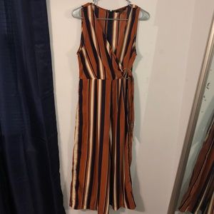 FOREVER 21 ORANGE VINTAGE JUMPSUIT(worn twice)